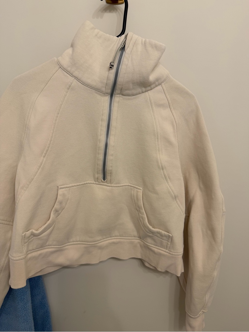 lululemon athletica Cream Half-Zip Cropped Sweatshirt